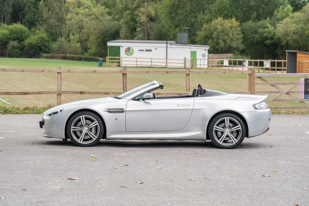 2008 Aston Martin V8 Vantage (2006-2017) - Image 5 of 31