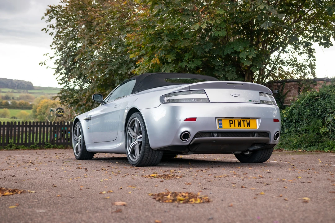 2008 Aston Martin V8 Vantage (2006-2017) - Image 9 of 31
