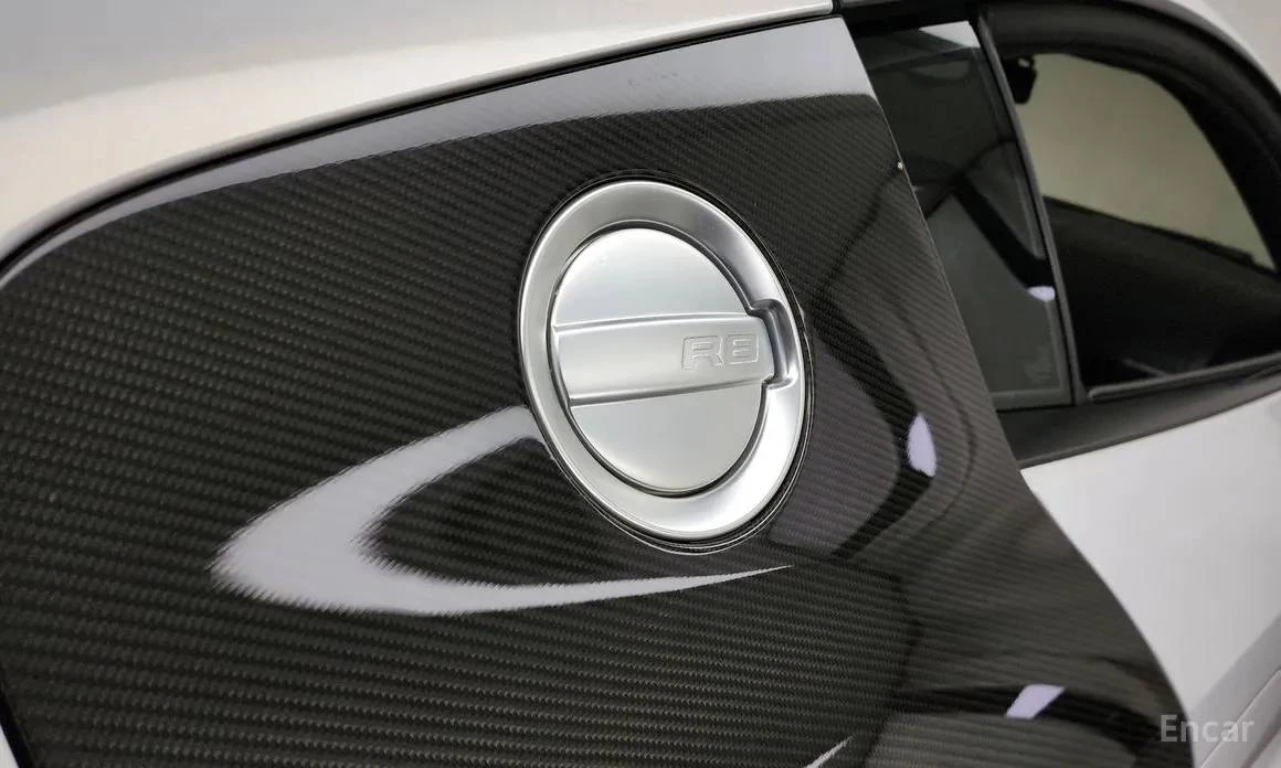 2008 Audi 42 R8 - Image 2 of 14