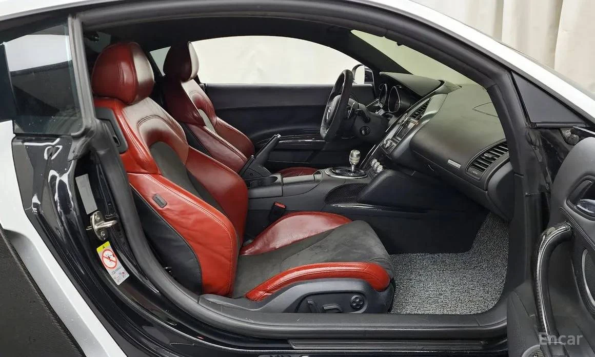 2008 Audi 42 R8 - Image 6 of 14