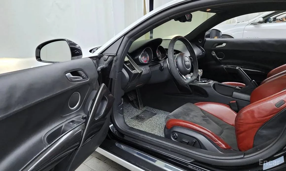 2008 Audi 42 R8 - Image 7 of 14
