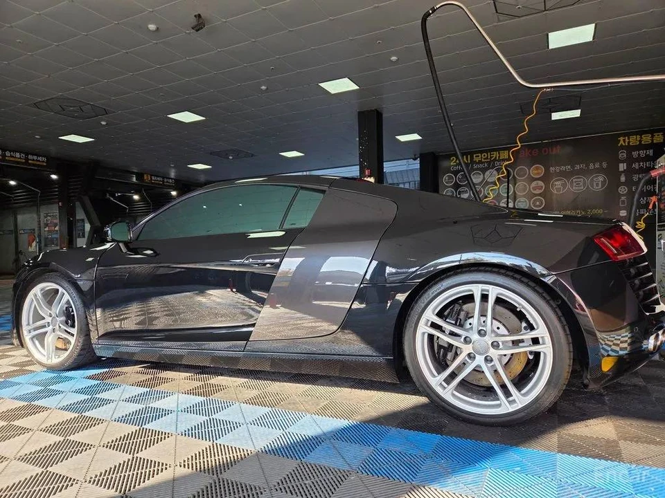 2008 Audi 42 R8 - Image 4 of 12