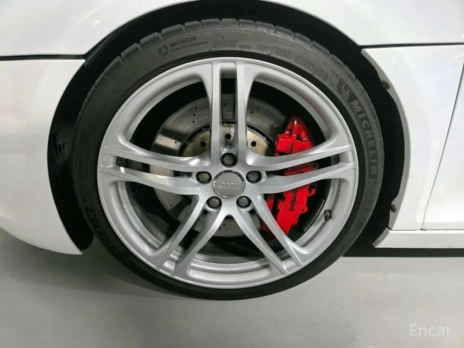 2008 Audi 42 R8 - Image 11 of 14