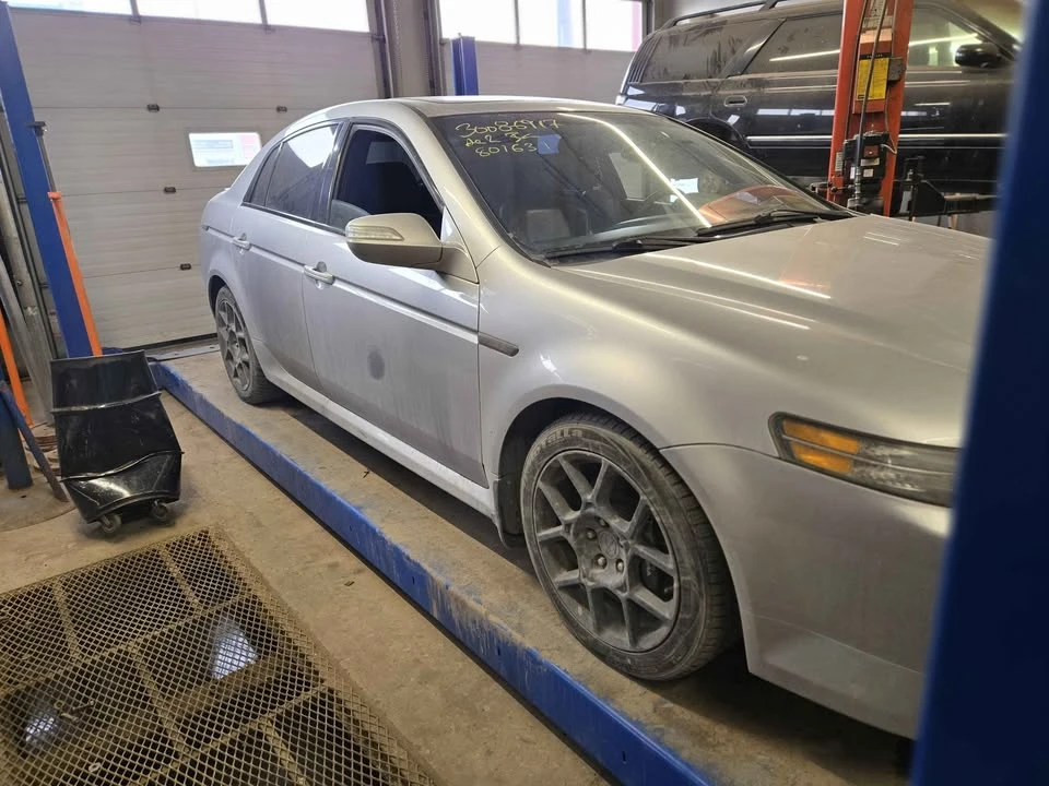 2008 Acura TL 3rd Gen - Image 2 of 6