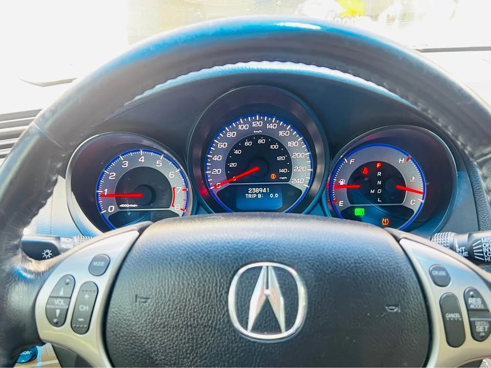 2008 Acura TL 3rd Gen - Image 8 of 10