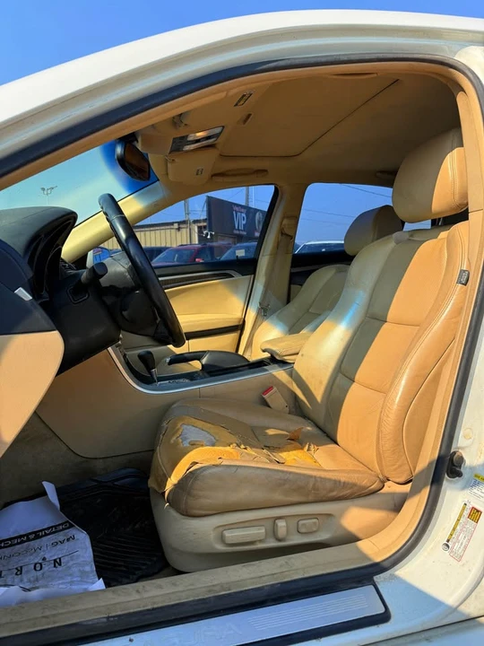 2008 Acura TL 3rd Gen - Image 9 of 19