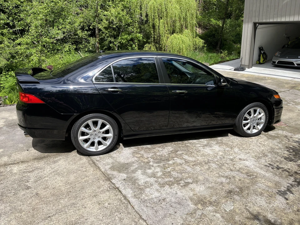 2008 Acura TSX 1st Gen - Image 10 of 31