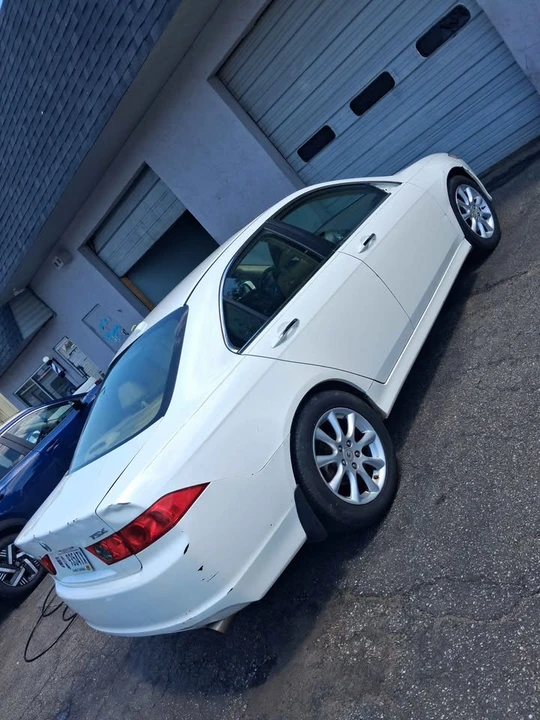 2008 Acura TSX 1st Gen - Image 2 of 5
