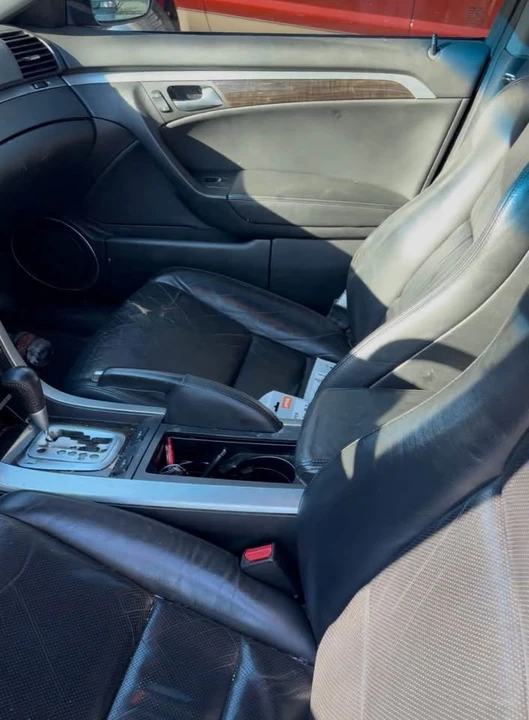 2008 Acura Integra - Image 3 of 4