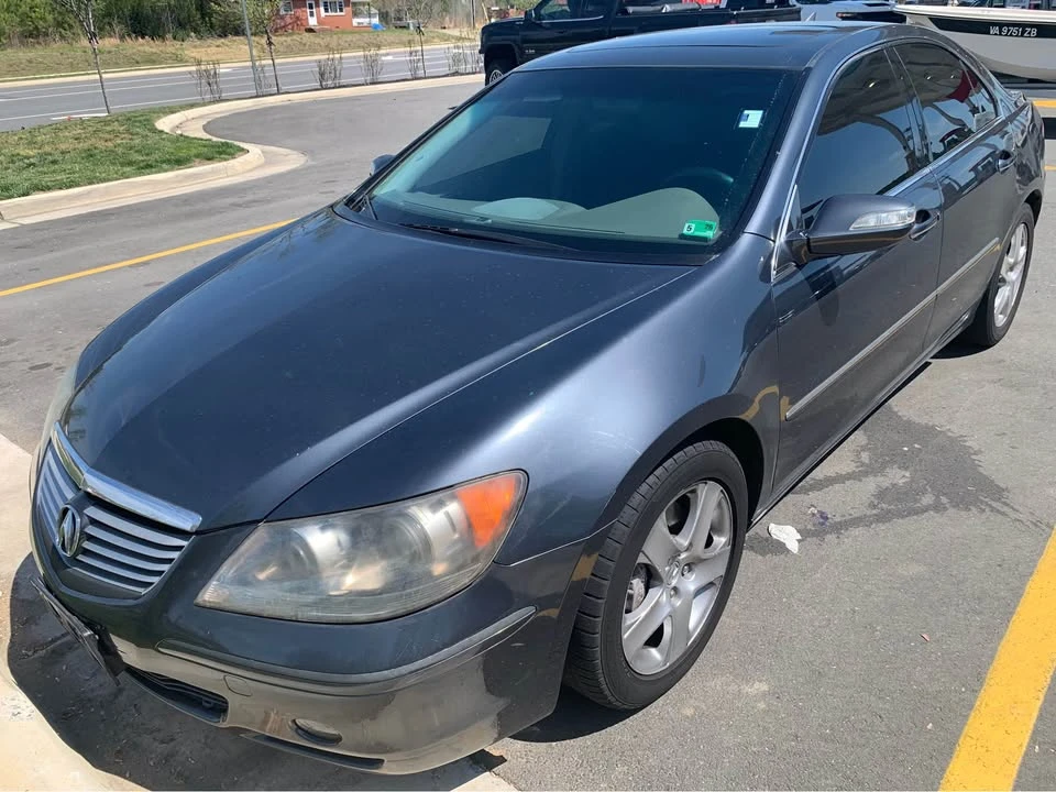 2008 Acura RL 2nd Gen - Image 4 of 10
