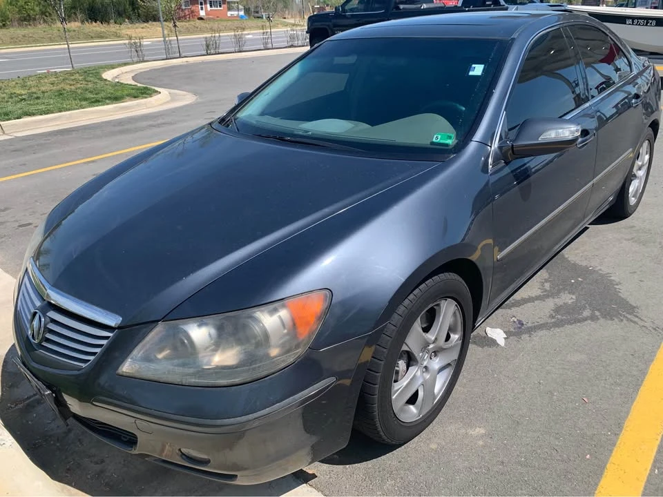 2008 Acura RL 2nd Gen - Image 2 of 10