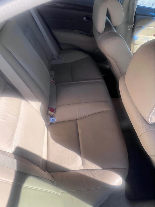 2008 Acura RL 2nd Gen - Image 5 of 10