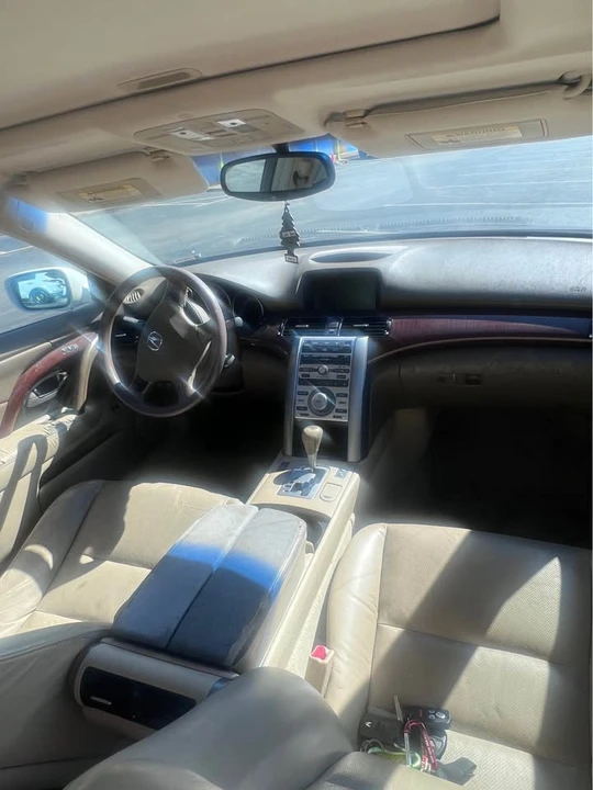 2008 Acura RL 2nd Gen - Image 7 of 10