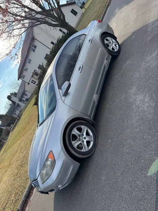 2008 Acura RL 2nd Gen - Image 5 of 8