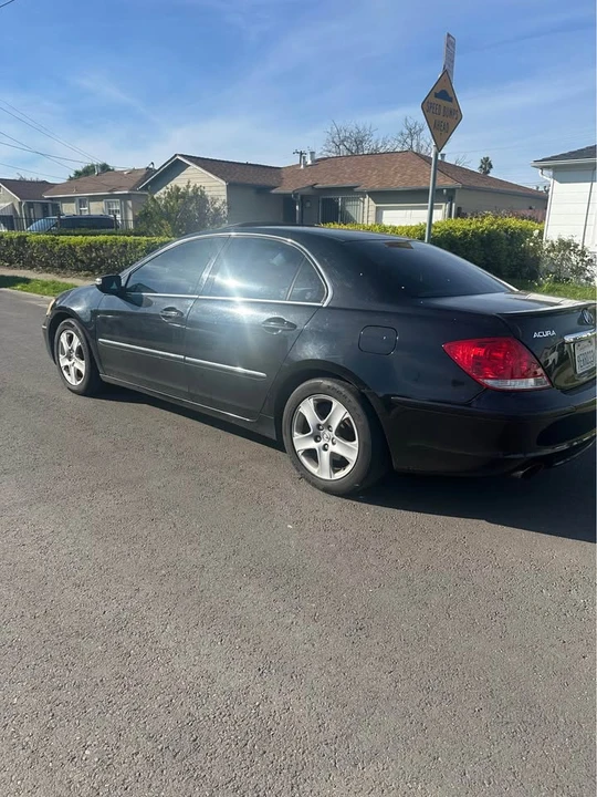 2008 Acura RL 2nd Gen - Image 4 of 6