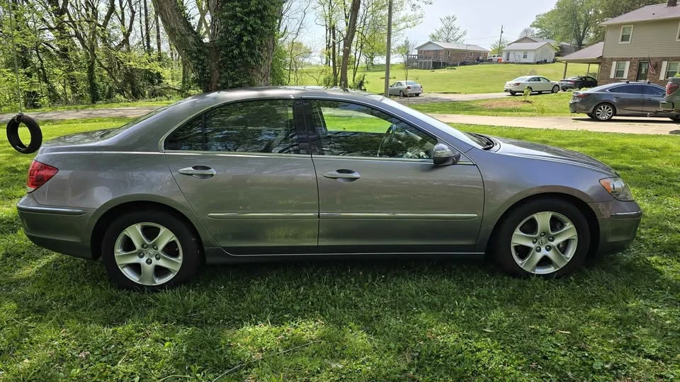 2008 Acura RL 2nd Gen - Image 6 of 14