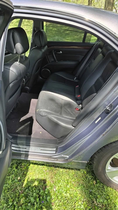 2008 Acura RL 2nd Gen - Image 11 of 14