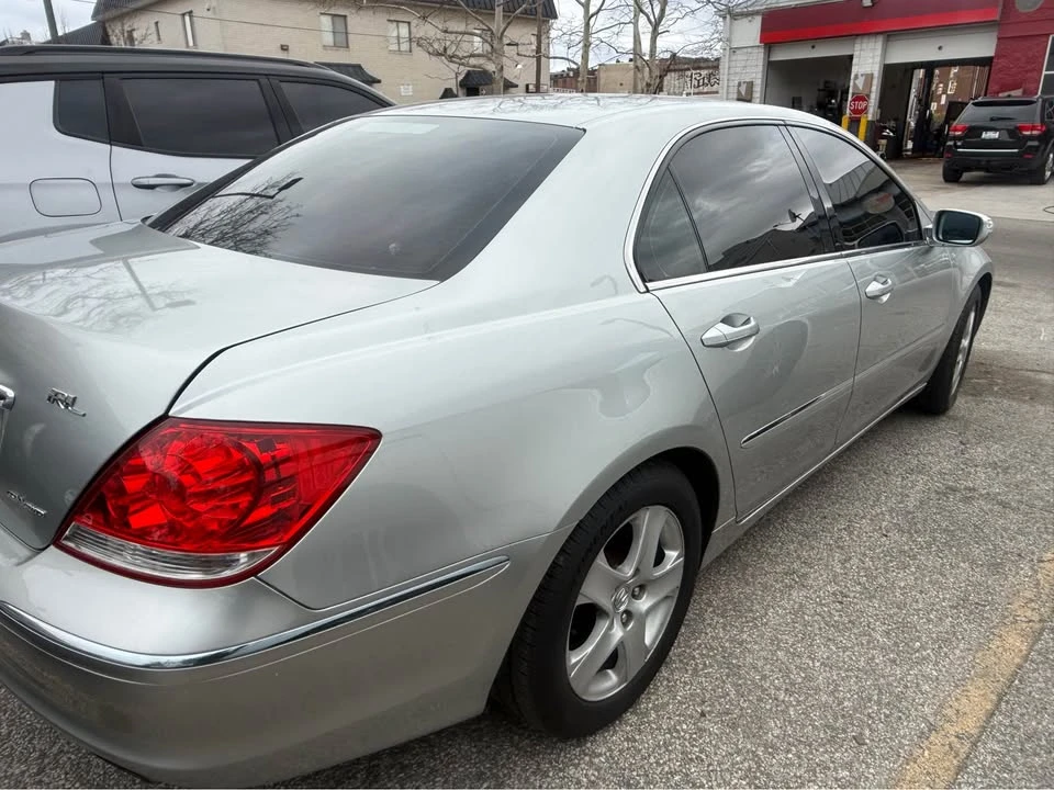 2008 Acura RL 2nd Gen - Image 7 of 8