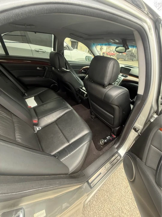 2008 Acura RL 2nd Gen - Image 4 of 8