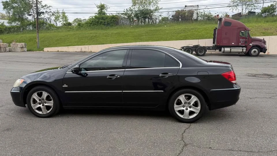 2008 Acura RL 2nd Gen - Image 3 of 7