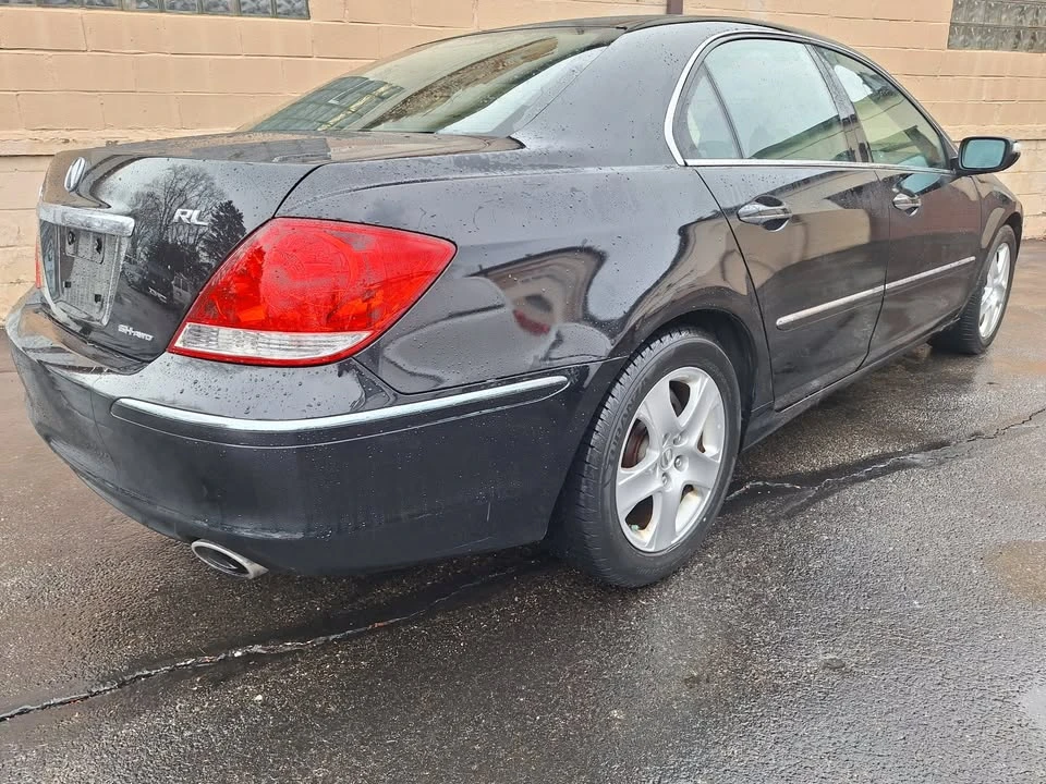 2008 Acura RL 2nd Gen - Image 2 of 17