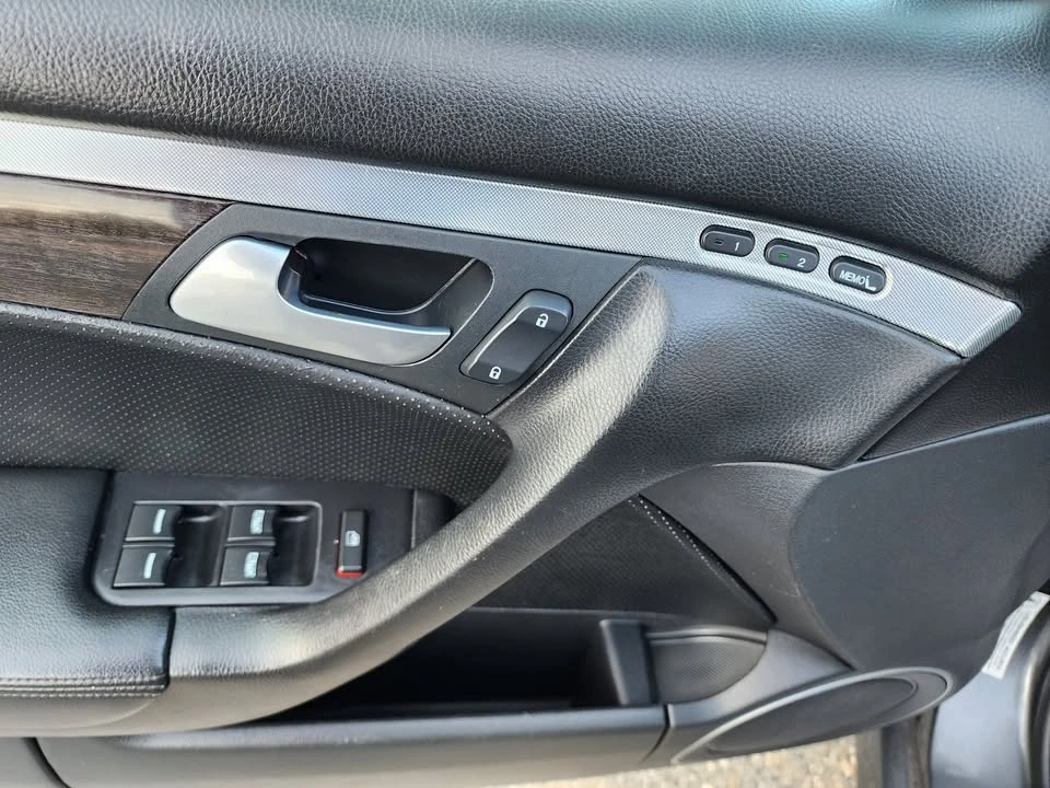 2008 Acura TL 3rd Gen - Image 10 of 20