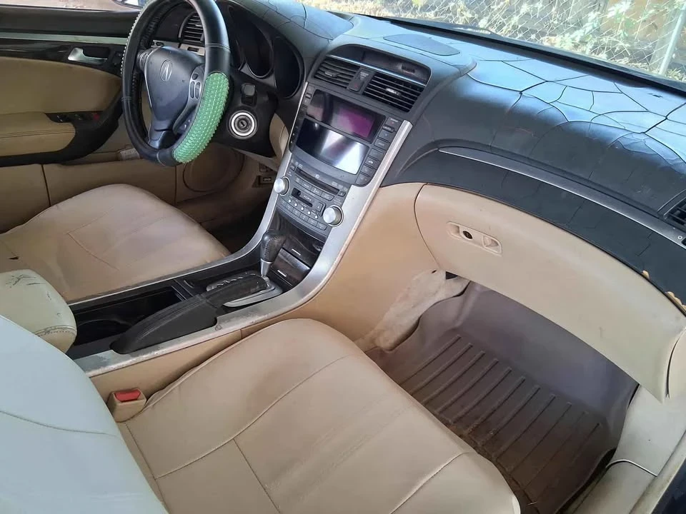 2008 Acura TL 3rd Gen - Image 4 of 5