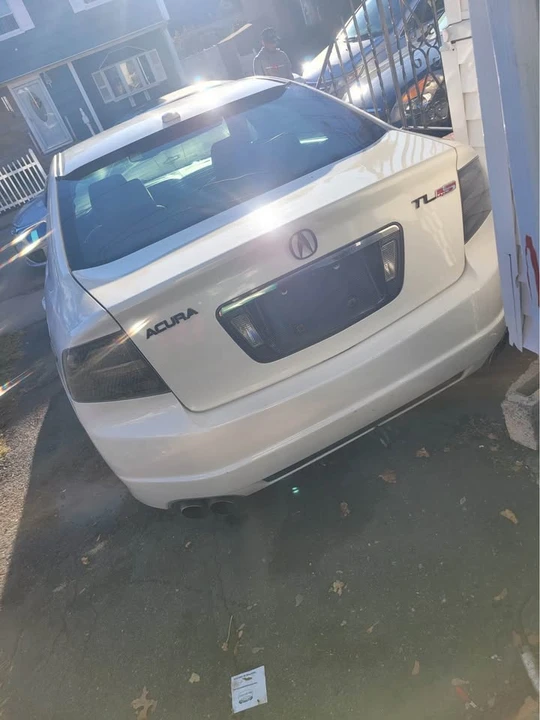 2008 Acura TL 3rd Gen - Image 9 of 9