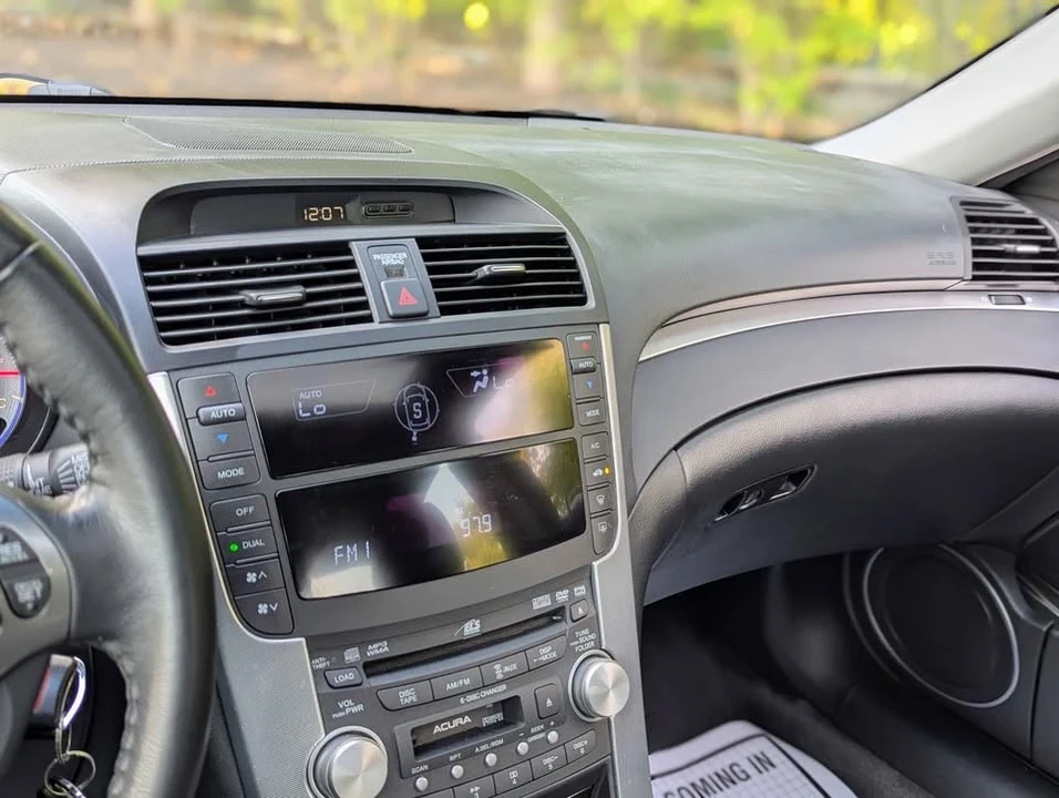 2008 Acura TL 3rd Gen - Image 17 of 20