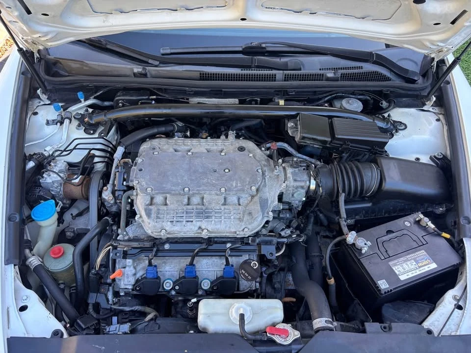 2008 Acura TL 3rd Gen - Image 2 of 7