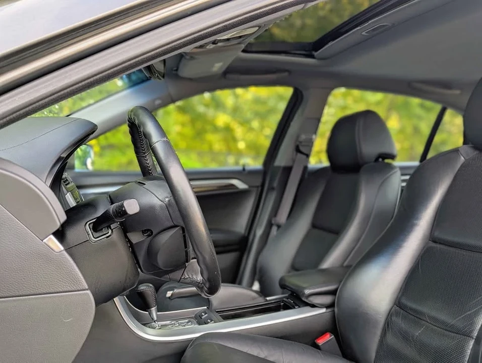2008 Acura TL 3rd Gen - Image 3 of 20
