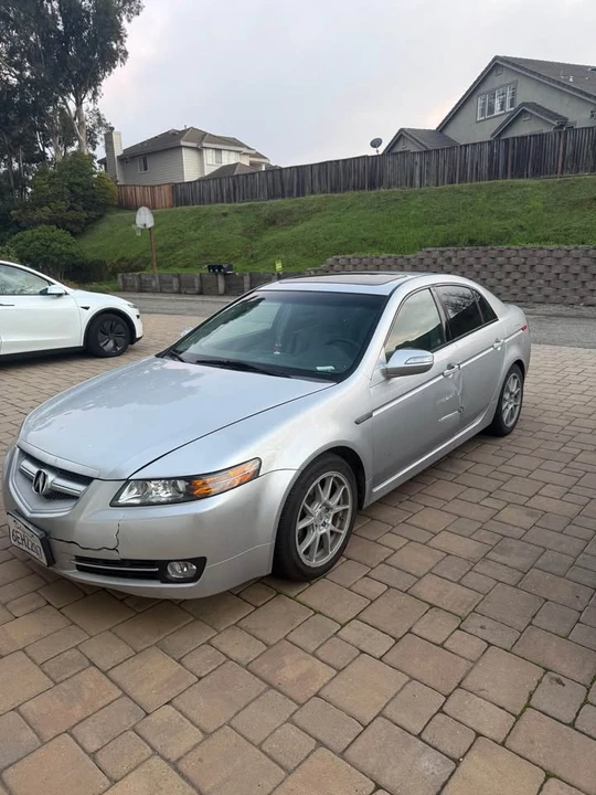 2008 Acura TL 3rd Gen - Image 2 of 9