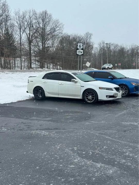 2008 Acura TL 3rd Gen - Image 2 of 4