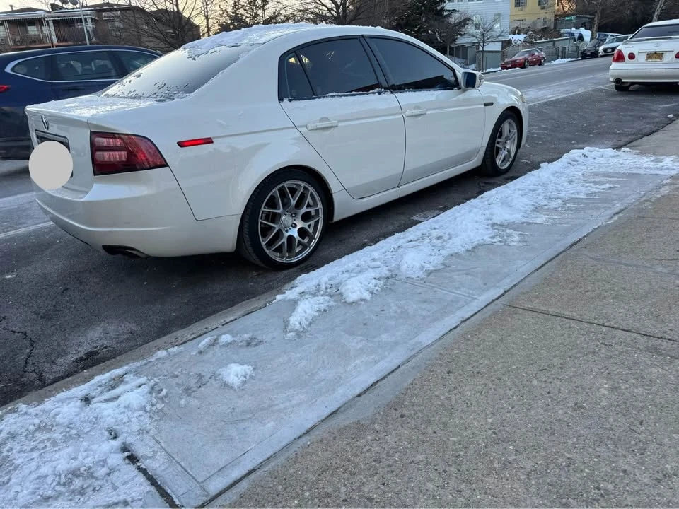 2008 Acura TL 3rd Gen - Image 4 of 4