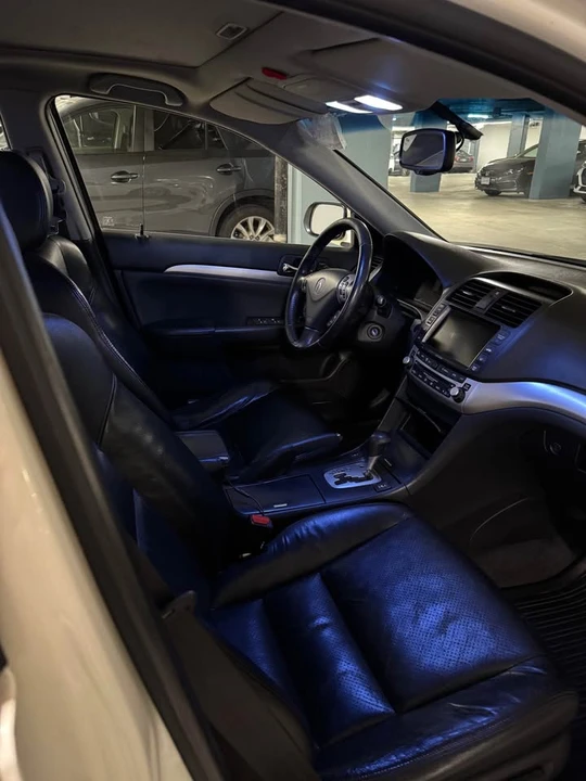 2008 Acura TSX 1st Gen - Image 5 of 5