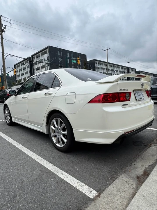 2008 Acura TSX 1st Gen - Image 2 of 5