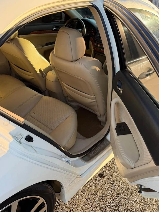 2008 Acura TSX 1st Gen - Image 12 of 15