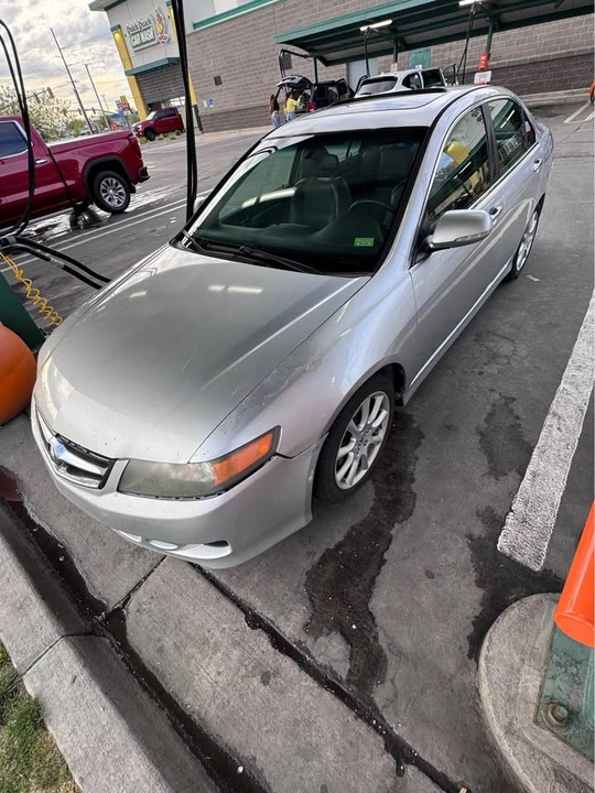 2008 Acura TSX 1st Gen - Image 2 of 15