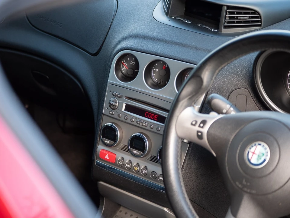 2008 Alfa Romeo 156 GTA - Image 6 of 30