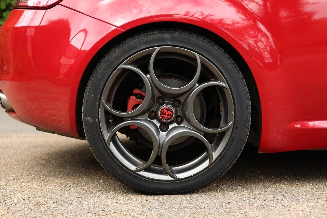 2008 Alfa Romeo - Image 15 of 30
