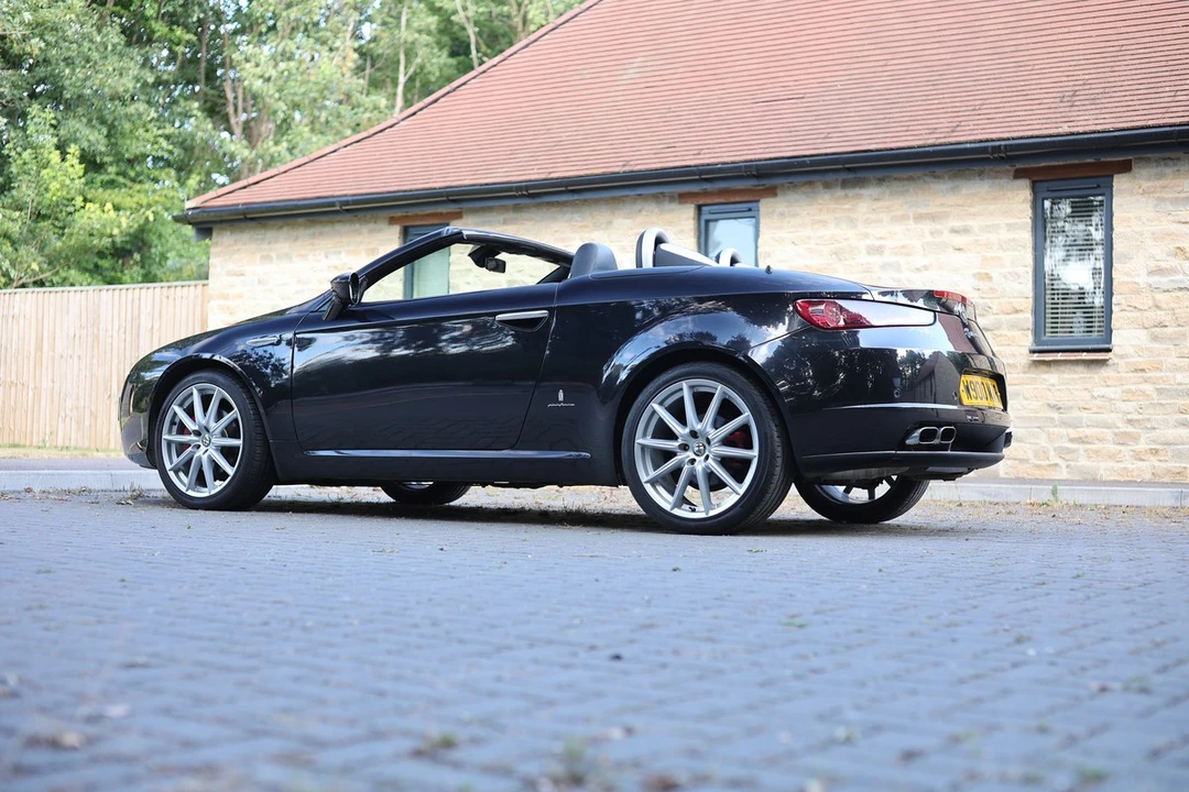 2008 Alfa Romeo - Image 23 of 30