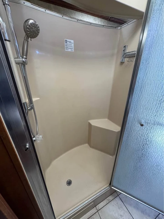 2008 Alfa Leisure RVs - Image 11 of 20