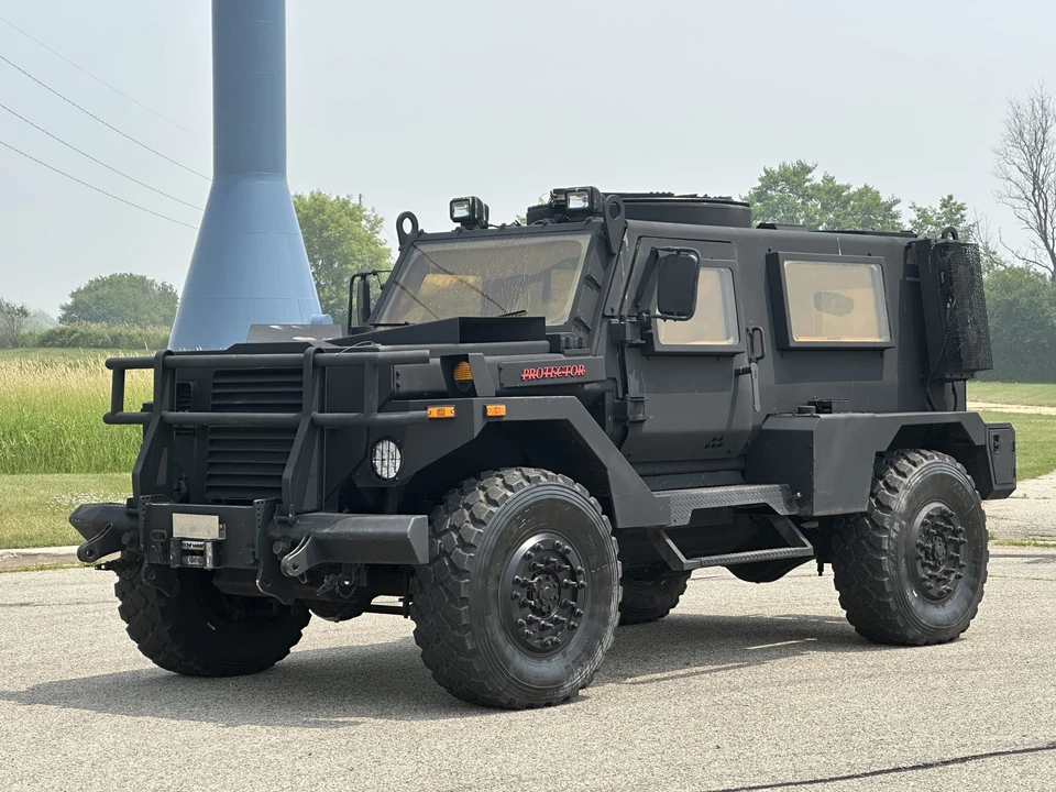 2008 American LaFrance - Image 2 of 31
