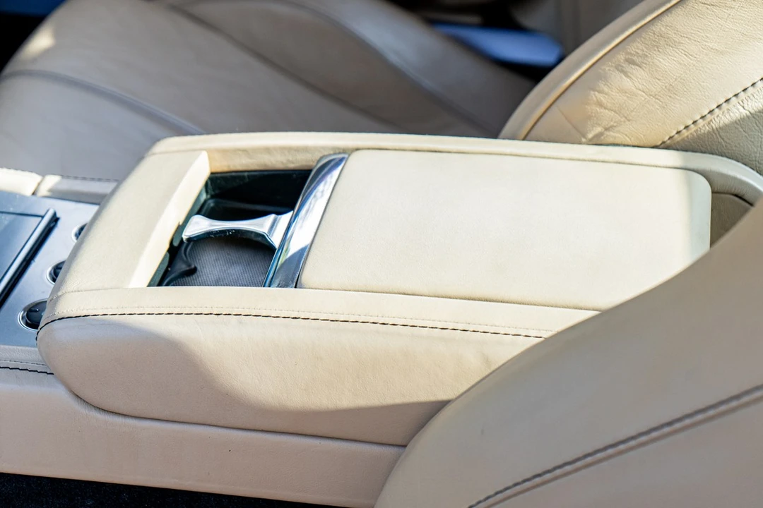 2008 Aston Martin DB9 - Image 28 of 30