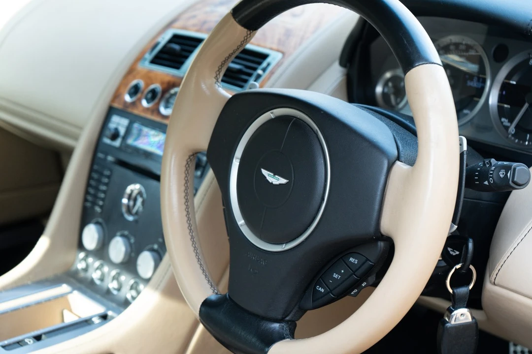 2008 Aston Martin DB9 - Image 17 of 30