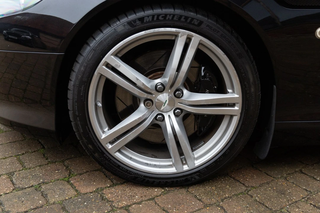 2008 Aston Martin DB9 - Image 18 of 30