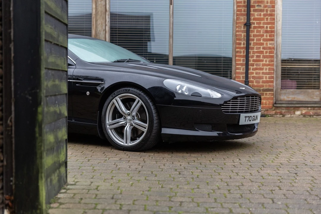 2008 Aston Martin DB9 - Image 11 of 30