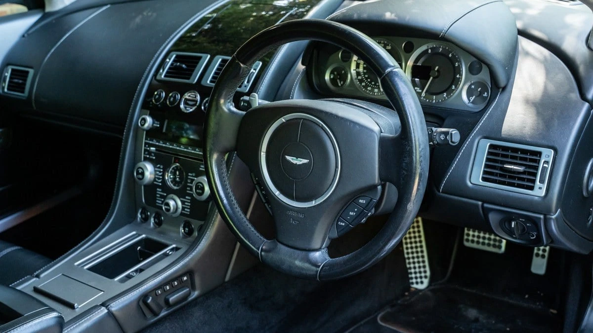 2008 Aston Martin DB9 - Image 19 of 30