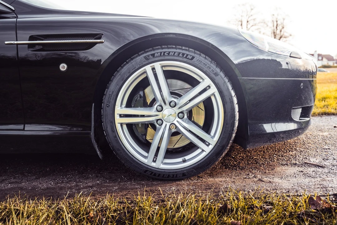 2008 Aston Martin DB9 - Image 23 of 30