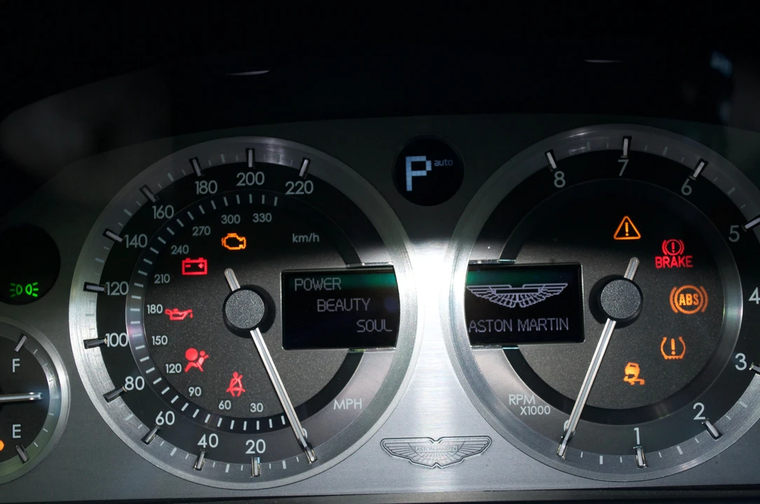 2008 Aston Martin DB9 - Image 16 of 17
